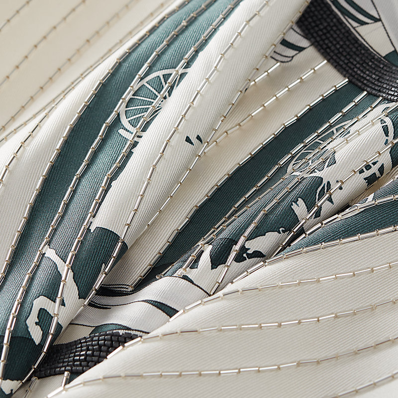 Paris Qui Roule embroidered scarf 70