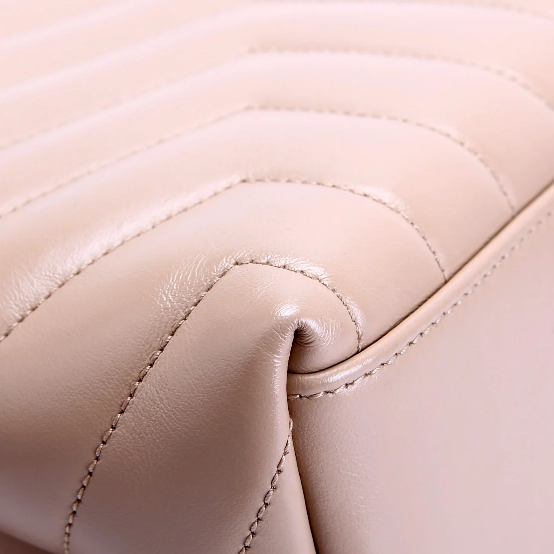 LouLou Medium Quilted Tan