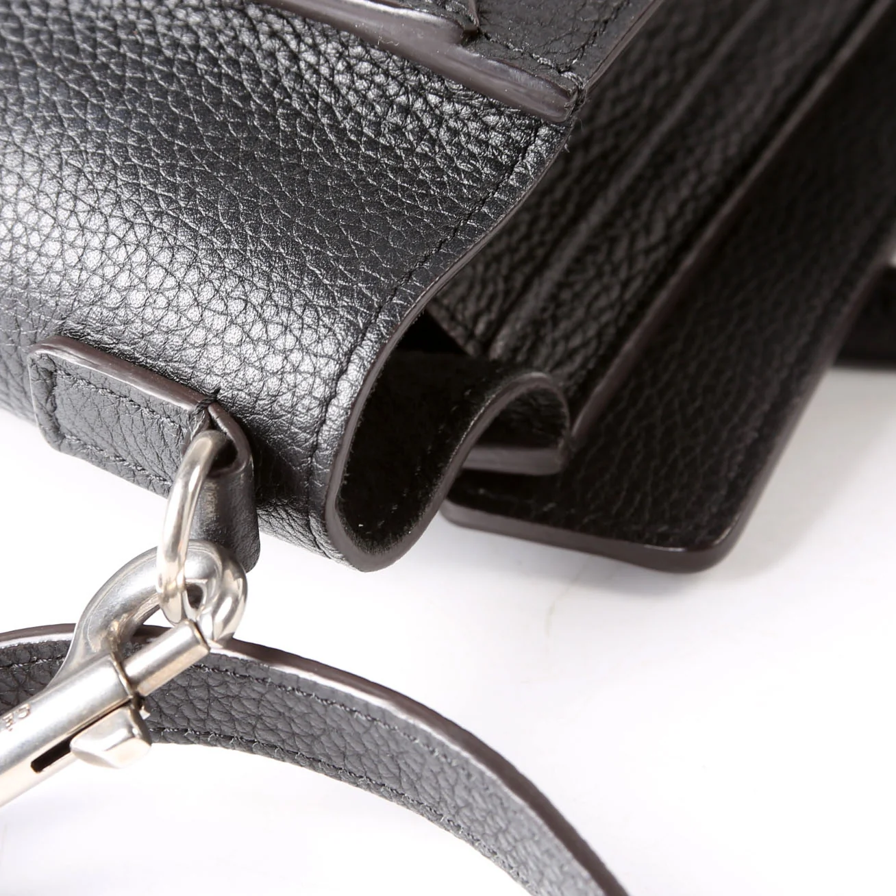 Luggage Nano Black
