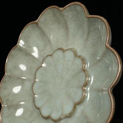 Old Chinese Guan Yao Guan Kiln Dish Plate w/flower Q1114