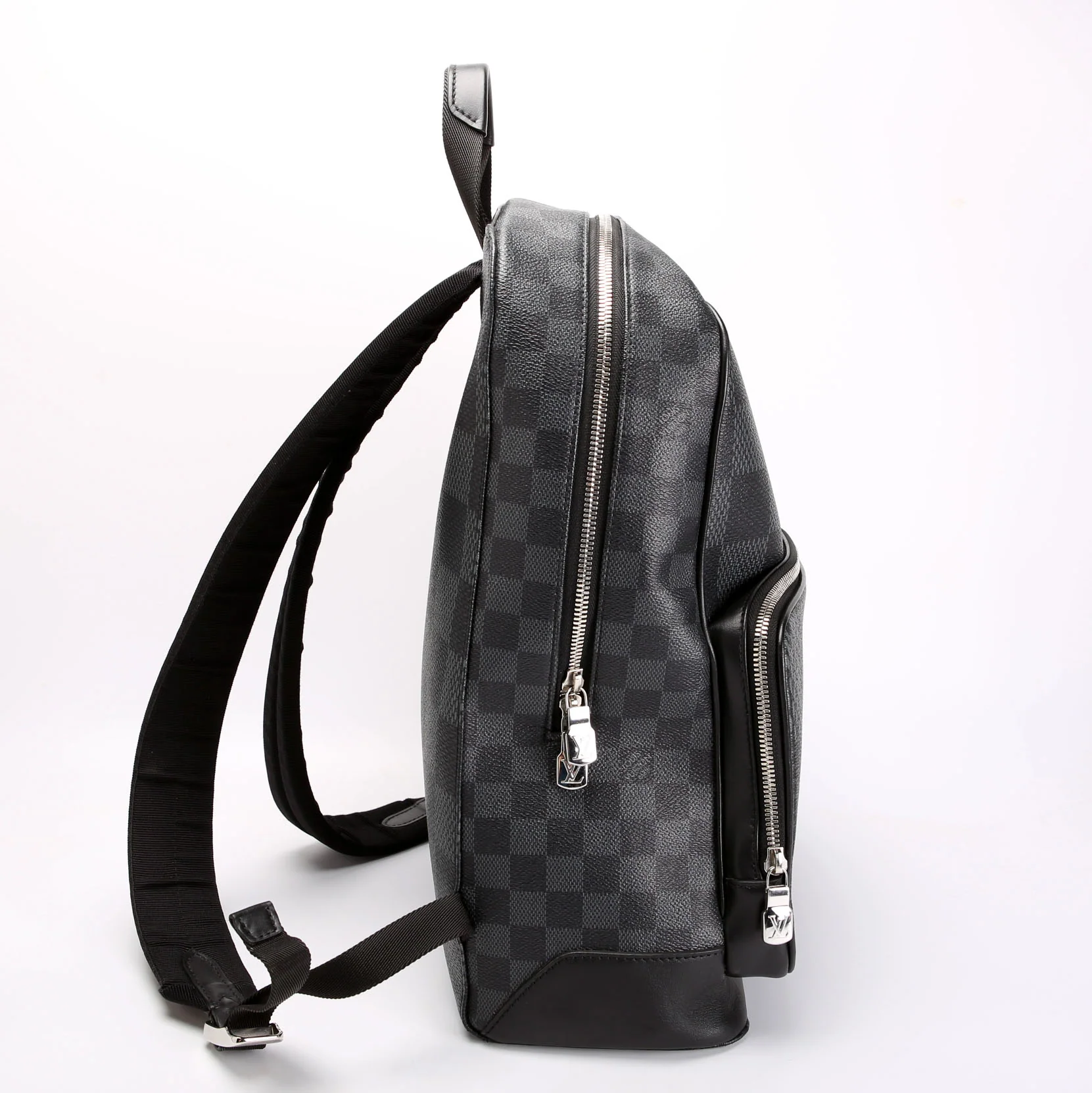 LOUIS VUITTON Campus Backpack Giant Damier Graphite
