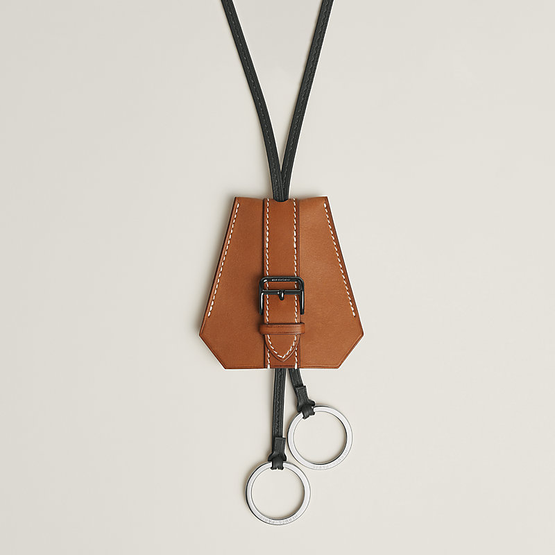 Clochette Buckle long necklace