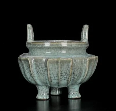 Old Chinese Song Ru Yao Ru Kiln Incense Burner w/ear N740