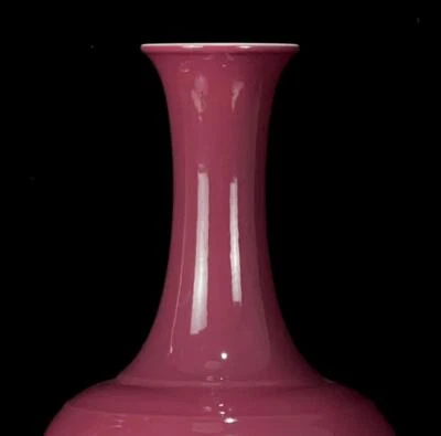 Chuxiugong Signed Old Chinese Carmine Glaze Porcelain Vase CK651