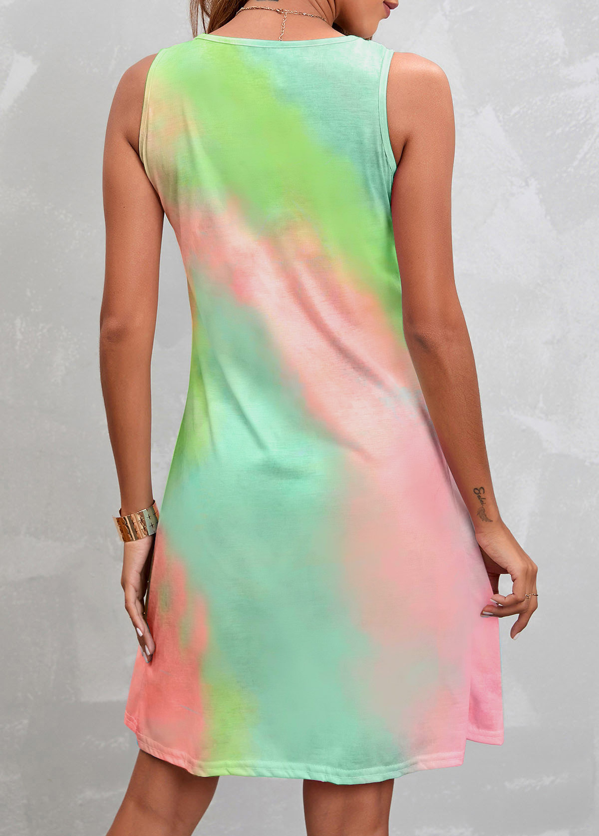 Sleeveless Round Neck Pleated Design Dress