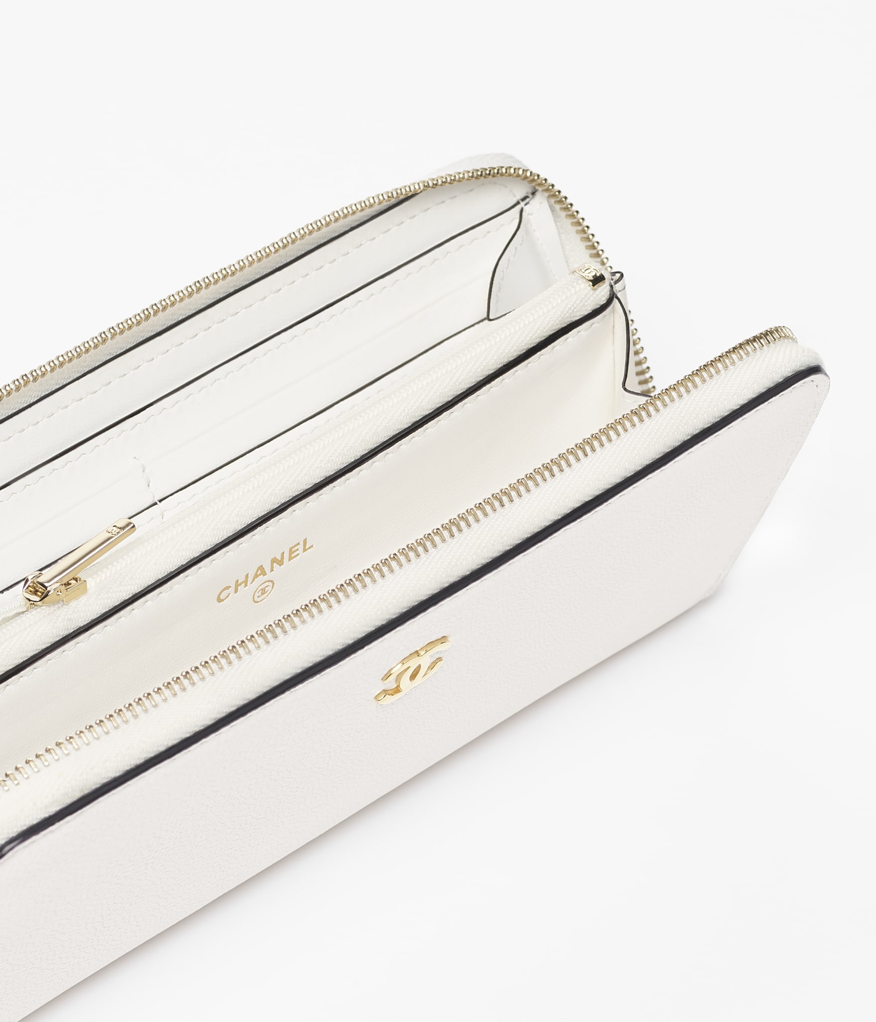 Long Zipped Wallet