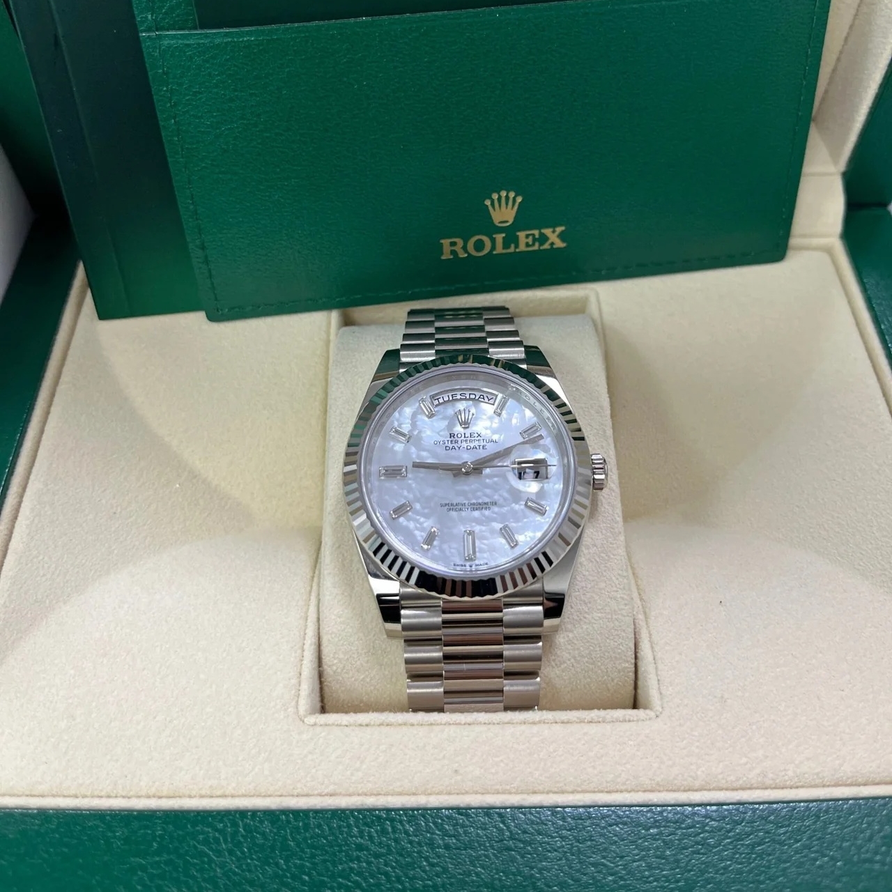 RLX  Day-Date 228236-0026 Mother Of Pearl Diamonds Dial