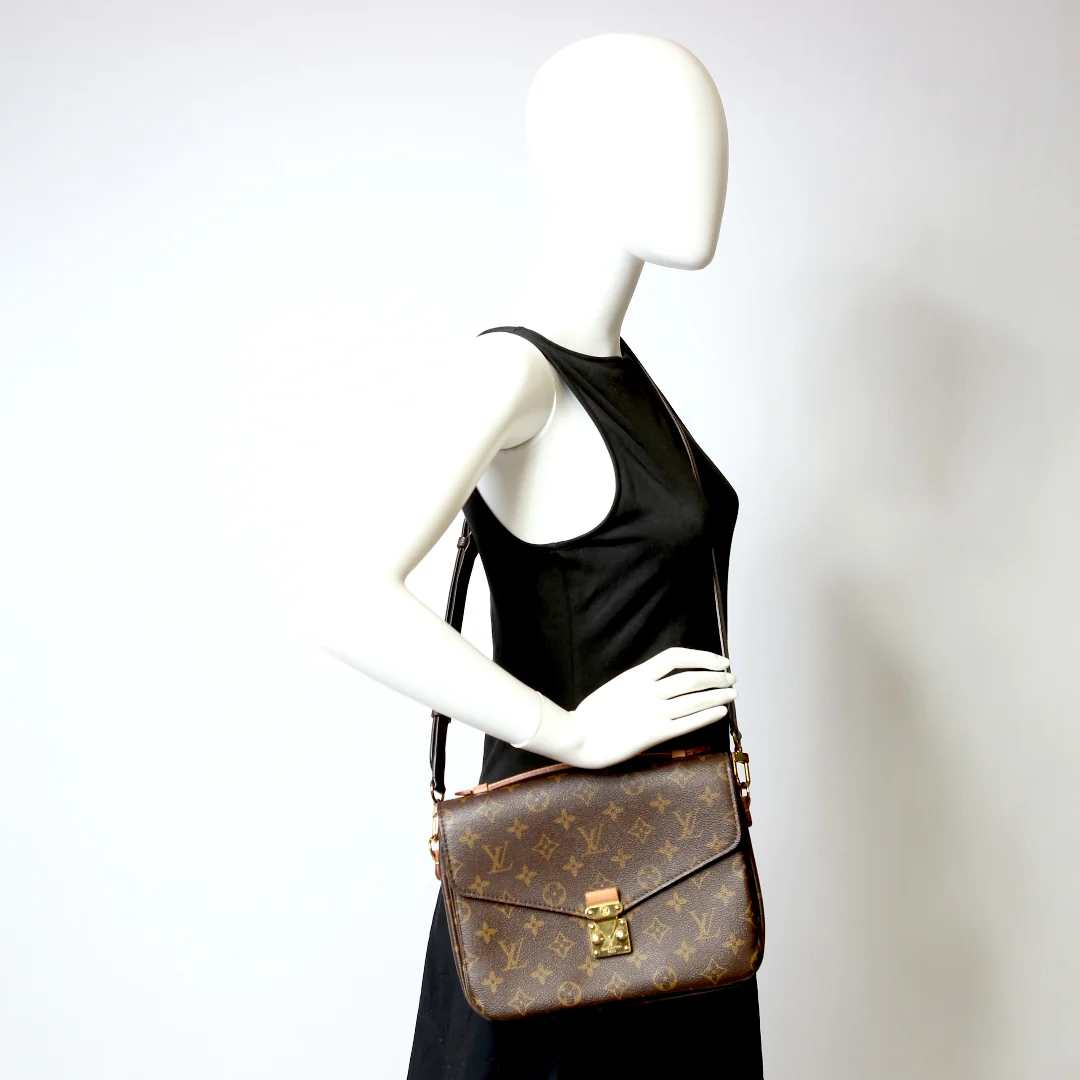 Pochette Metis Monogram