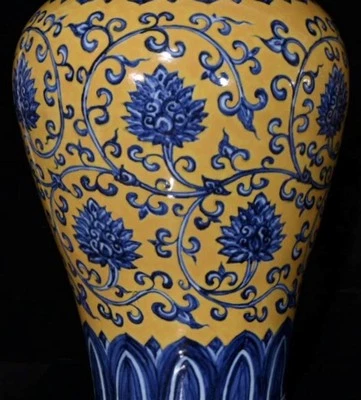 Xuande Signed 41CM Old Chinese Blue and White Vase W/flower N4312
