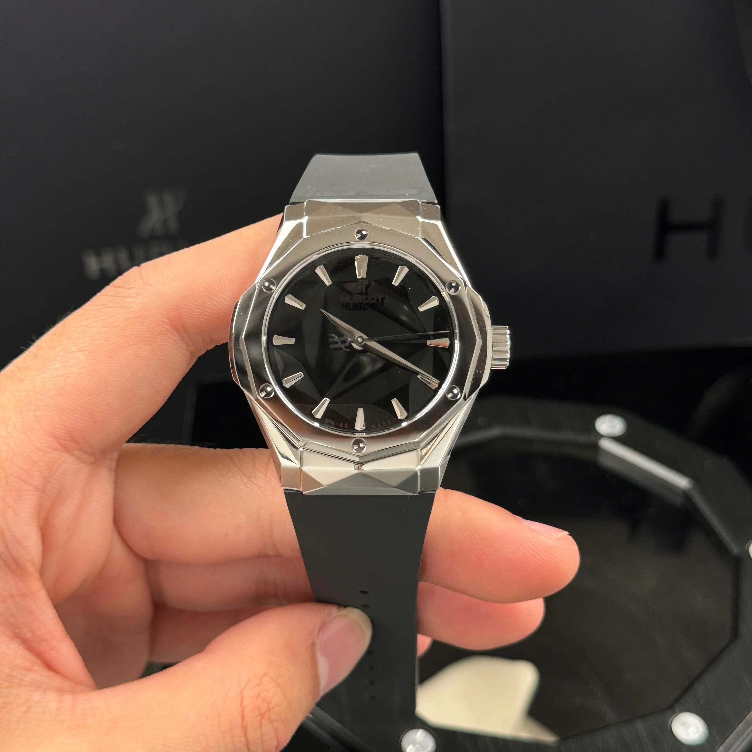 Hublot Classic Fusion Orlinski Titanium Unisex Watch 40mm 550.NS.1800.RX.ORL19 Black Dial Rubber Strap