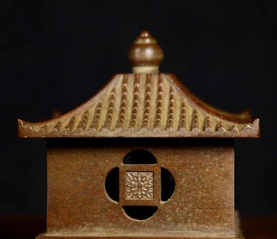 Old Chinese Copper Incense Burner w/flower N4130