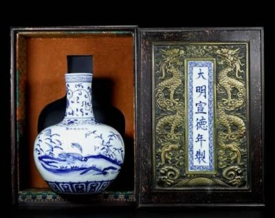 30CM Xuande Signed Old Chinese Blue and White Vase W/bird N1590