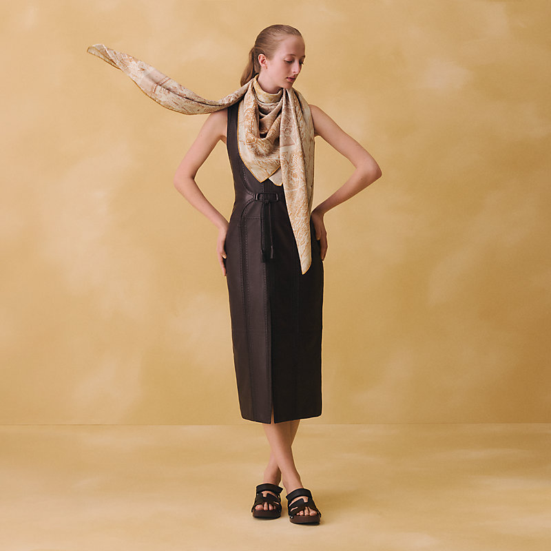 La Nouvelle Cite Cavaliere shawl 140