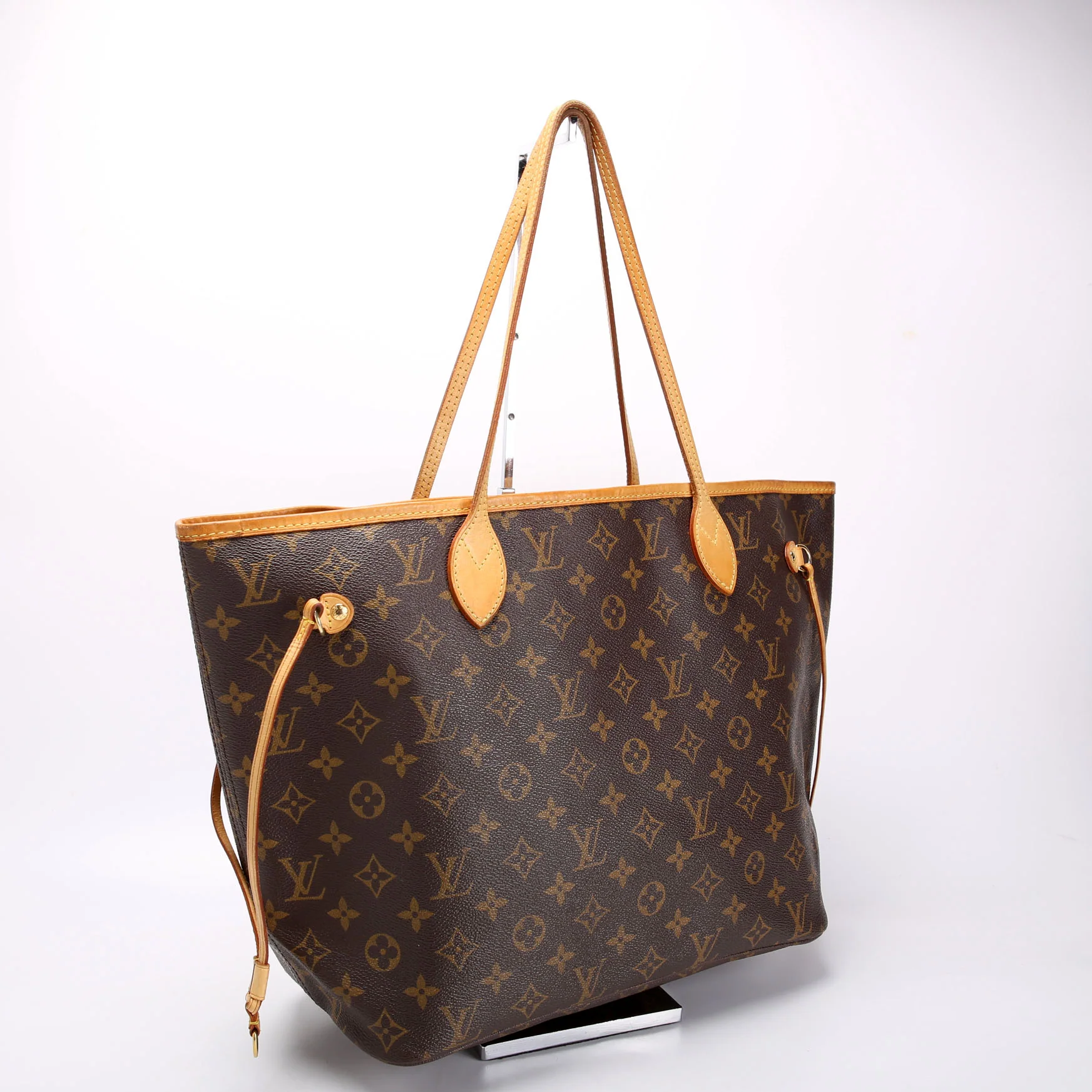 Neverfull MM Monogram