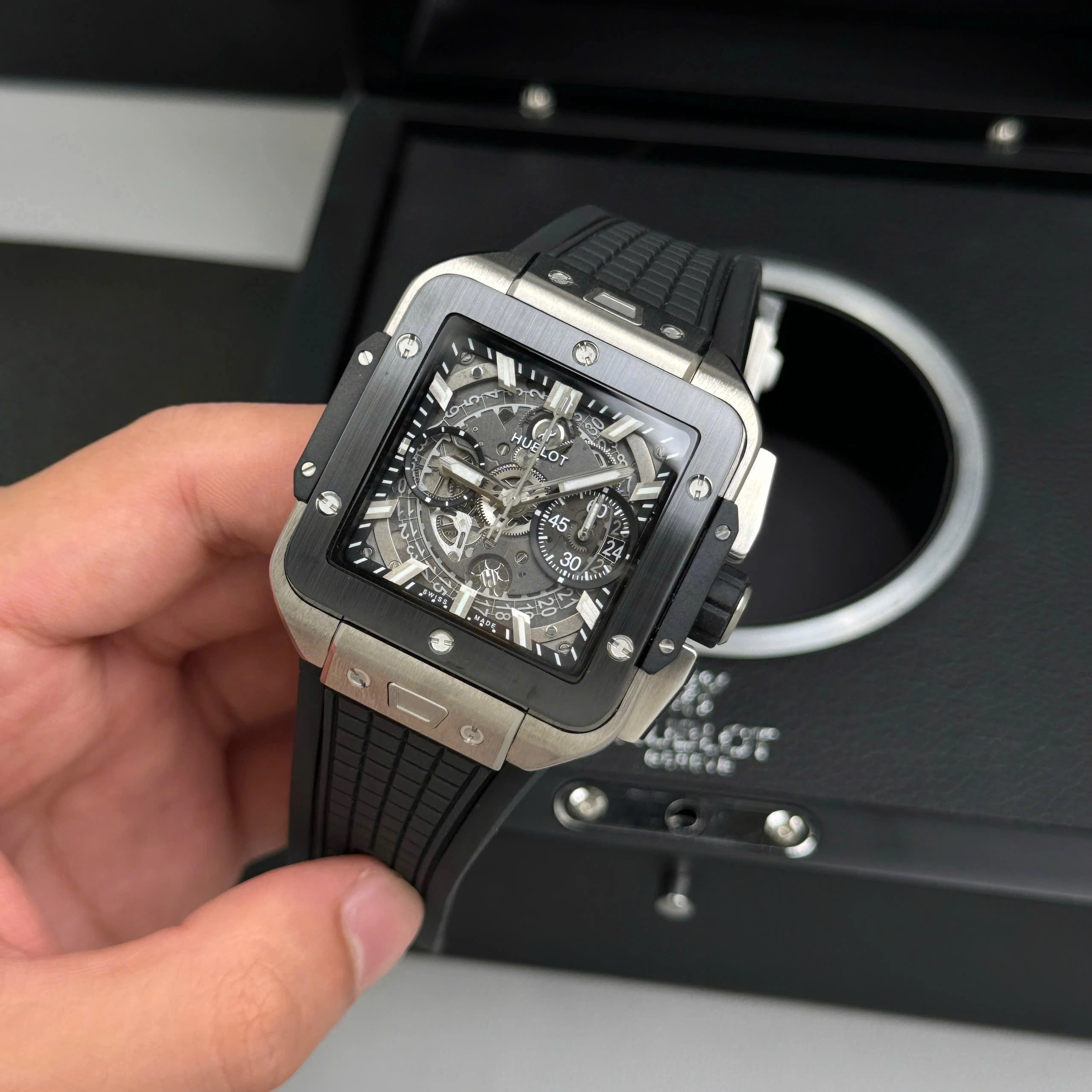 Hublot  Square Bang Unico Automatic Chronograph Silver Dial Titanium Rubber Strap Men's Watch 42mm 821.NM.0170.RX
