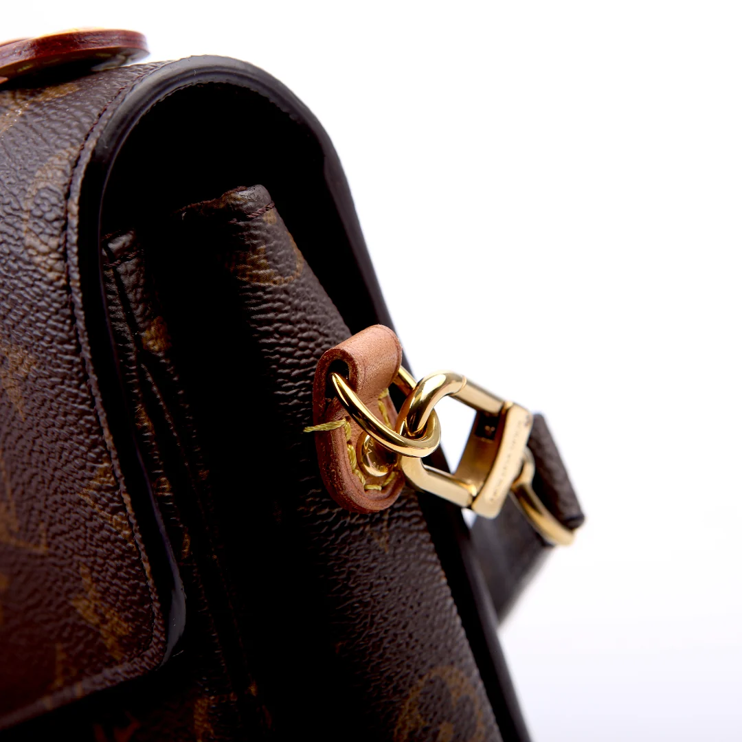 Pochette Metis Monogram