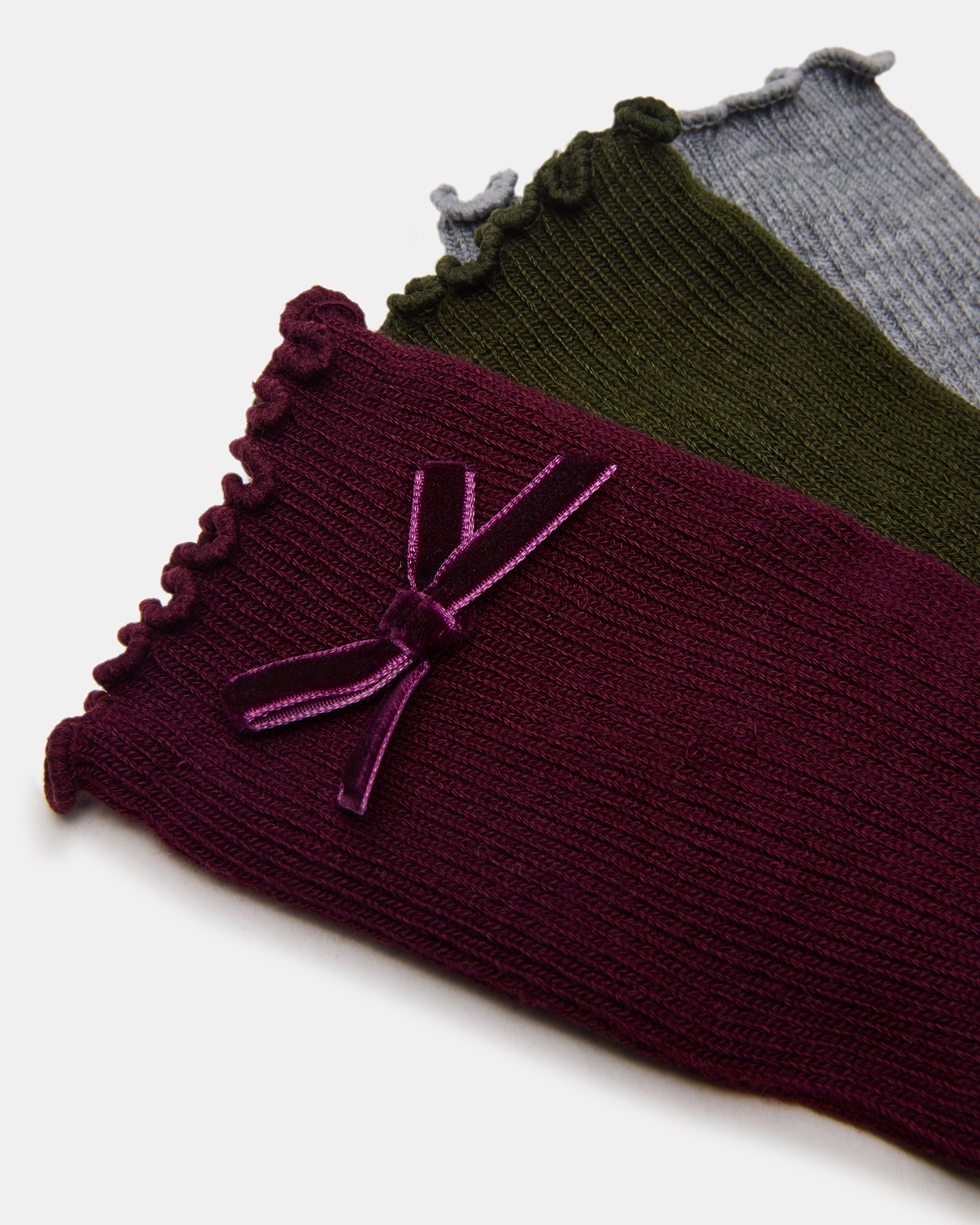 3 Pack Folly Velvet Bow Rib Crew Socks Cherry