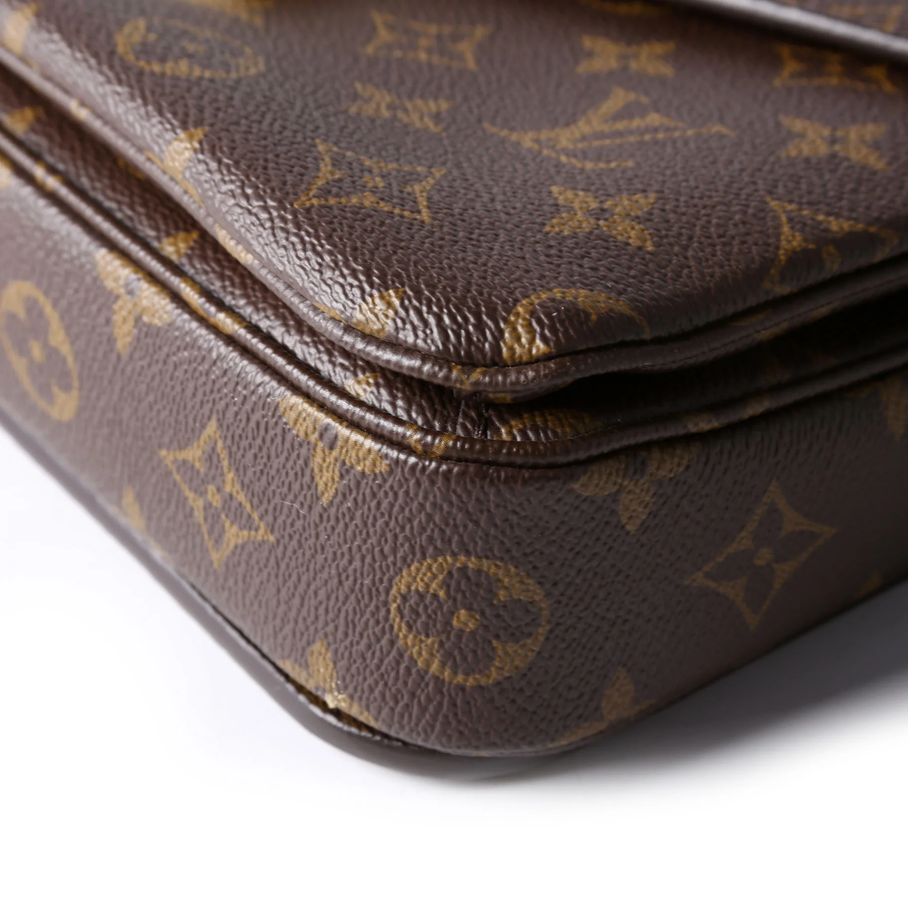 Pochette Metis Monogram