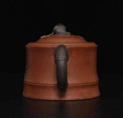 Wang Yinxian Signed Chinese Handmade Yixing Zisha Teapot w/bamboo