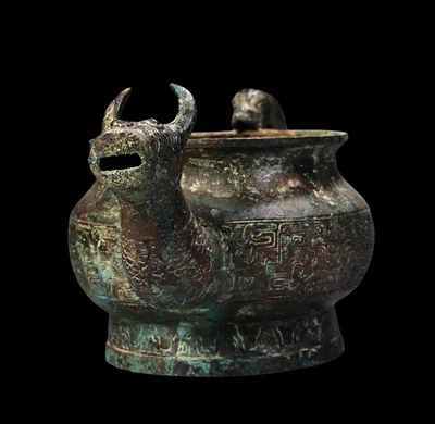 13CM Old Chinese Bronze Statue Pot w/cow N4337