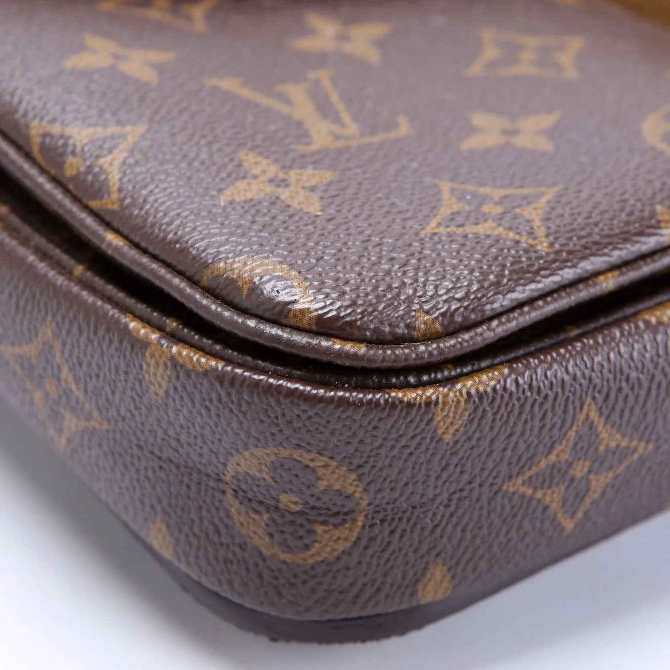 Pochette Metis Monogram