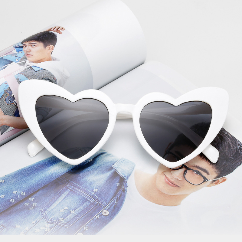 European style fashion slim heart Sunglasses