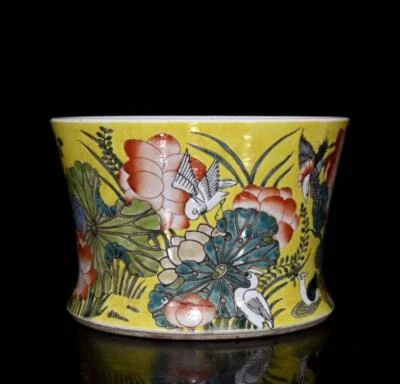 Old Kangxi Signed Chinese Famille Rose Brush pot W/ louts flower N221