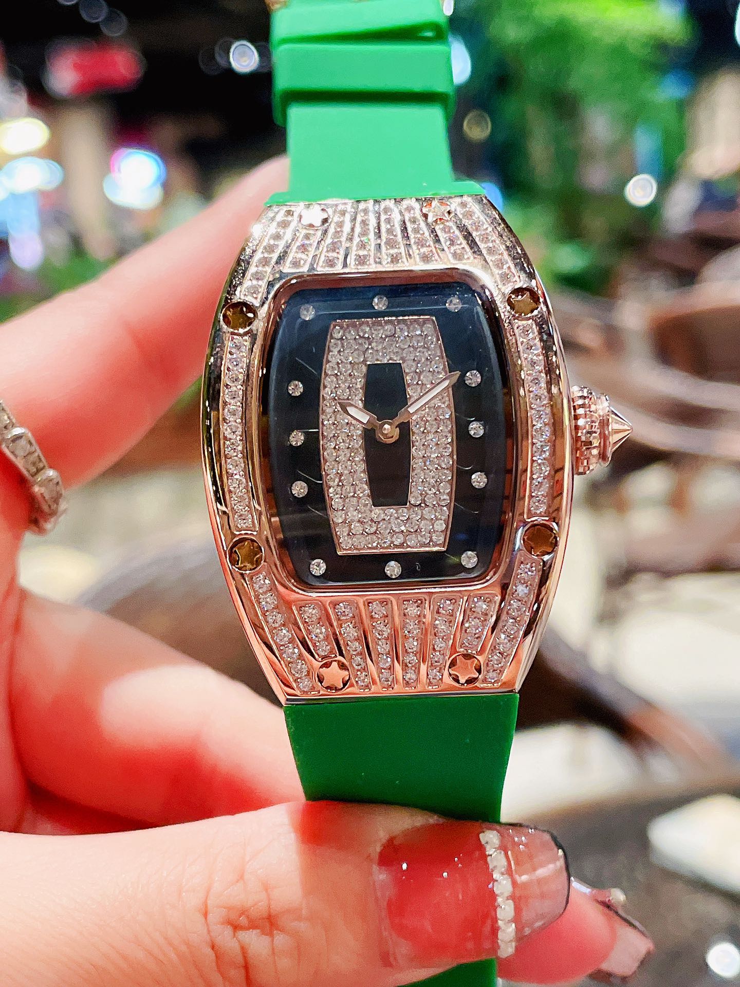 【7A Quality】Luxury Replica Richard Mille RM 007 Ladies Diamond Set Green Strap Watch – Black Dial, Green Rubber Strap