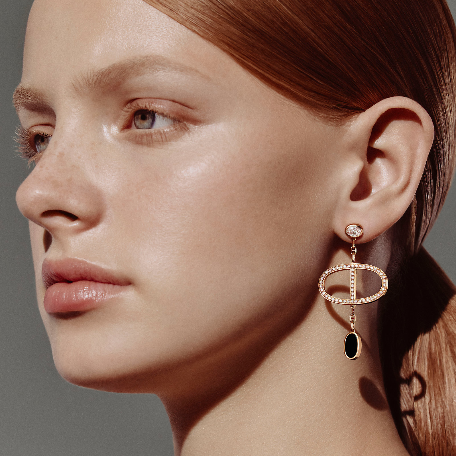 Chaine d'ancre Verso single dangle earring