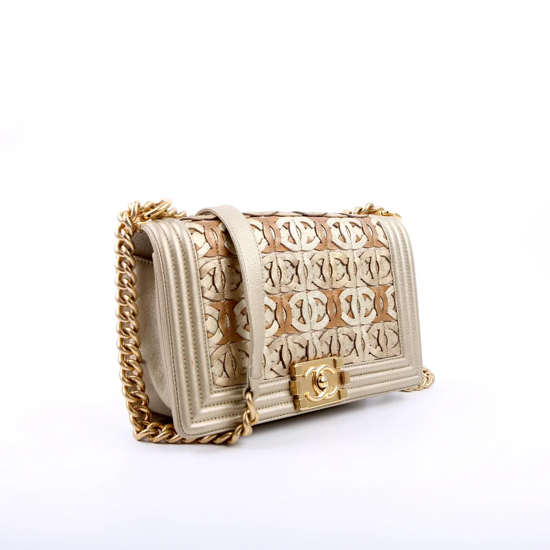 CHANEL VIP HOLD--Boy Flap CC Cutout Small Lambskin 20M