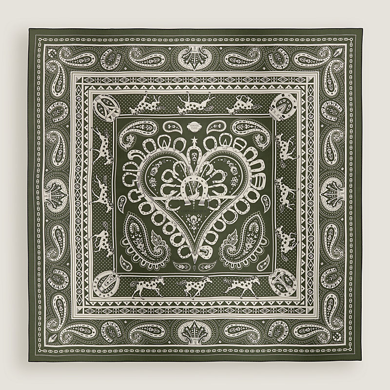 Cheval de Coeur Bandana shawl 140