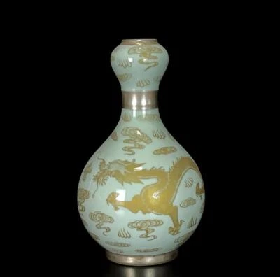 Pair Qianlong Signed Old Chinese Gilding Vase W/ dragon N540