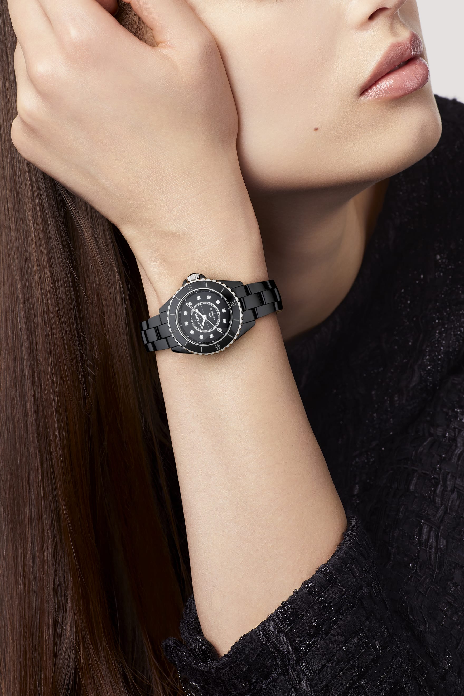 J12 Caliber 12.2 33 mm watch