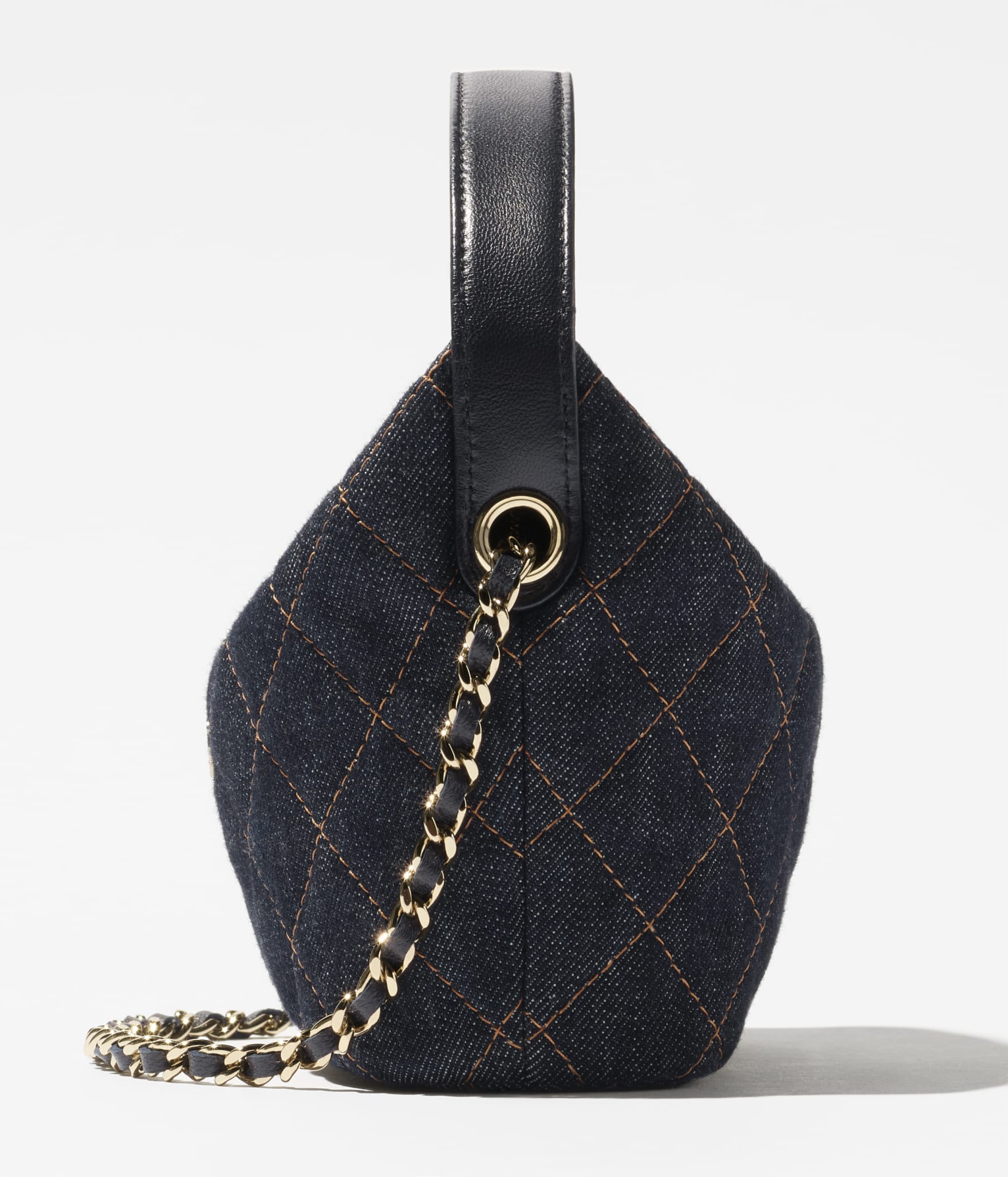Classic Clutch with Chain