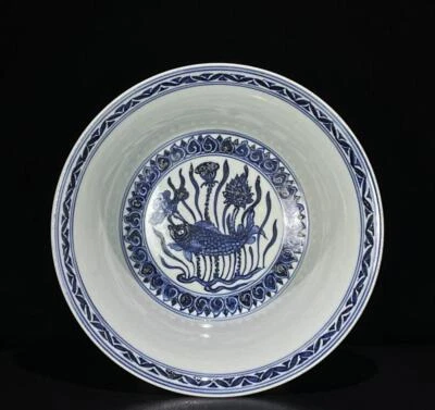 26CM Xuande Signed Old Chinese Blue & White Bowl W/fish N495