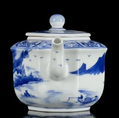 Kangxi Signed Old Chinese Blue & White Porcelain Teapot w/landscape N1306