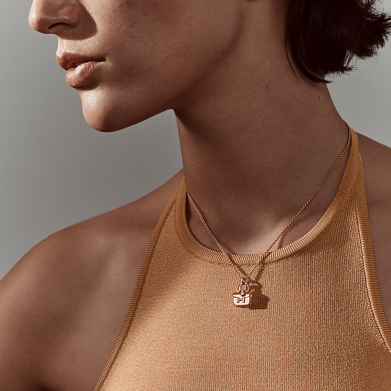 Amulettes Constance pendant