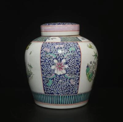 Kangxi Signed Antique Chinese Famille Rose Lid Pot W/flower