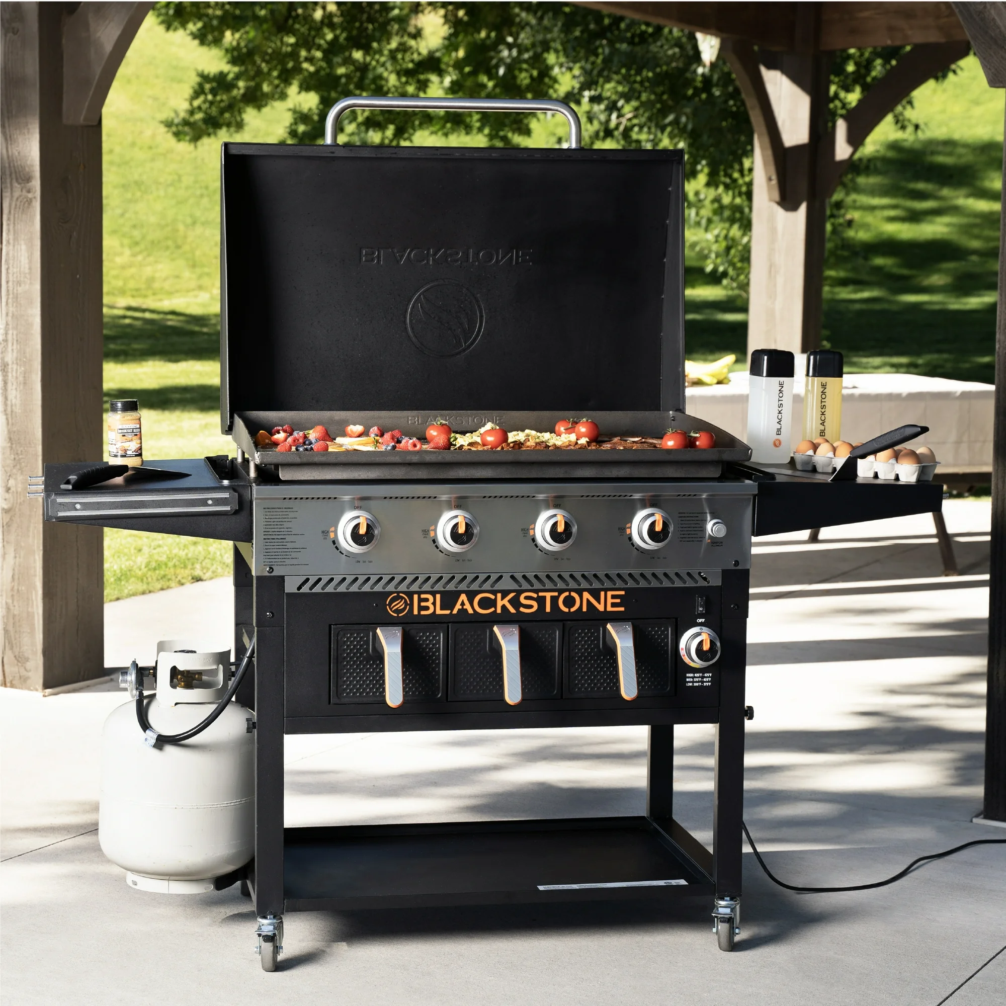 Blackstone 4-Burner 36 Propane Outdoor Griddle with Air Fryer and Hood
