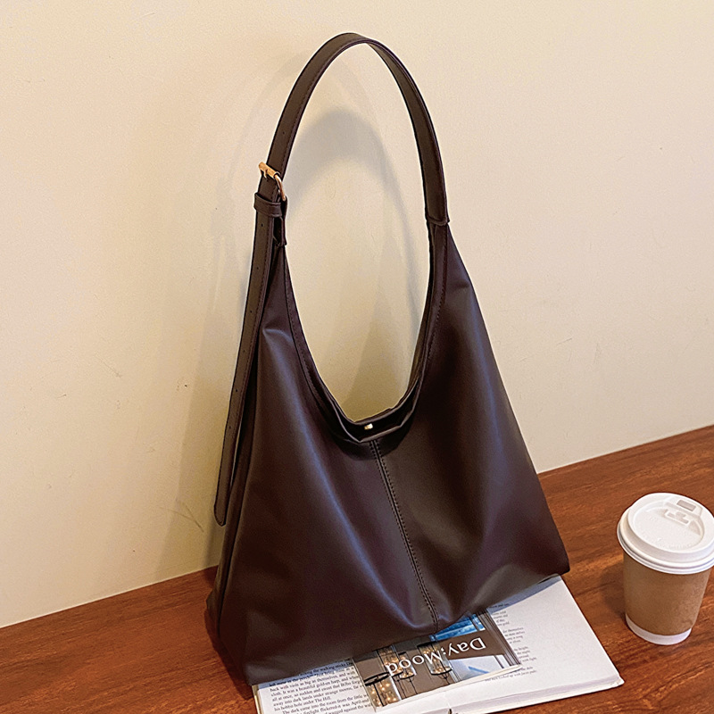 Classic Essentials Tote