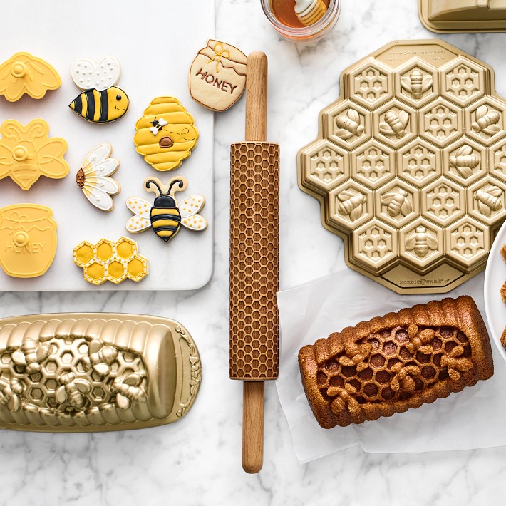 Williams Sonoma Bee Floral Impression Cookie Cutters, 21 Piece Set