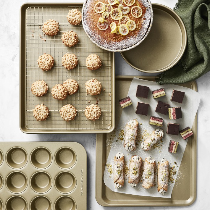 Williams Sonoma Goldtouch® Pro Nonstick Bakeware Essentials, Set of 6