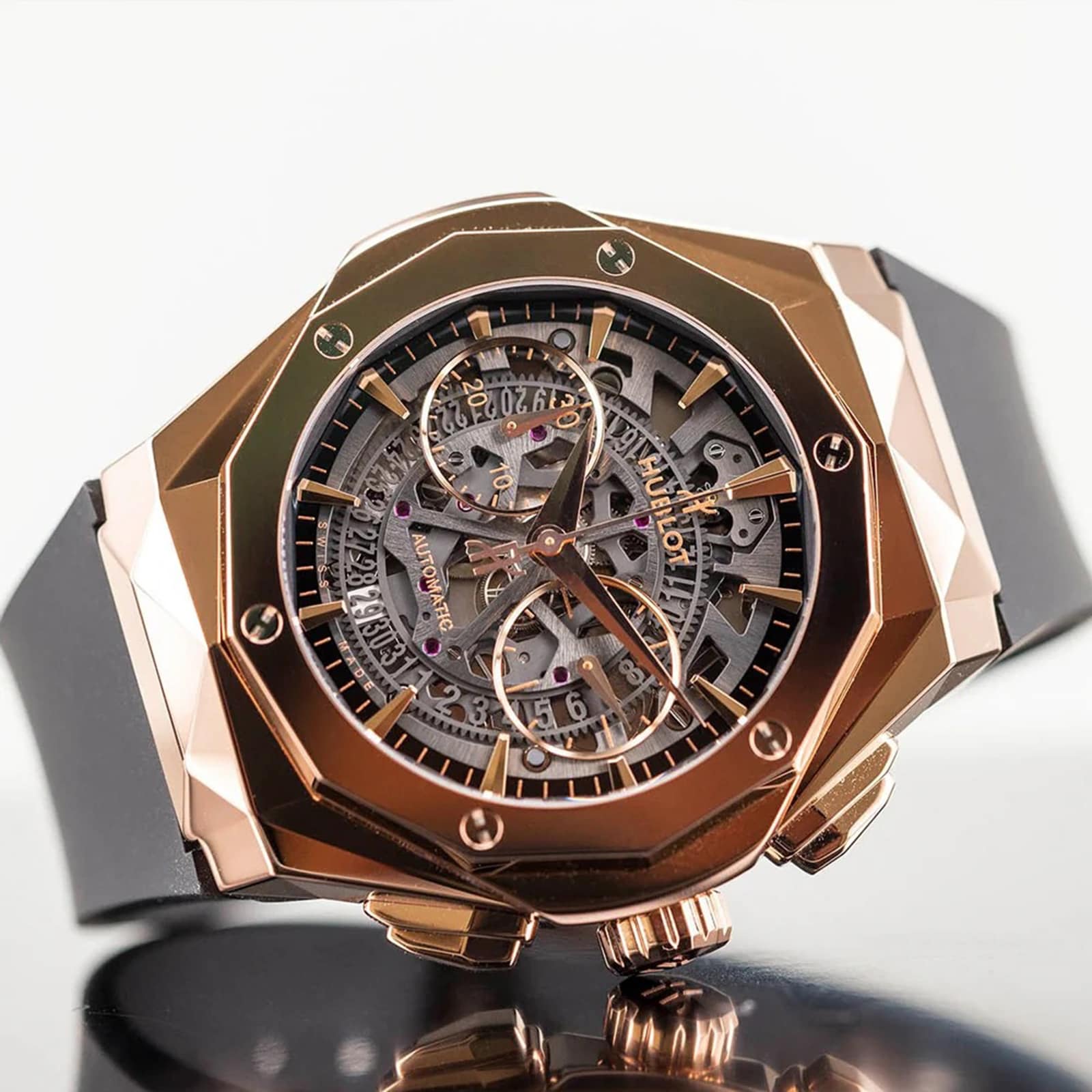 Hublot Classic Fusion Aerofusion King Gold Men's