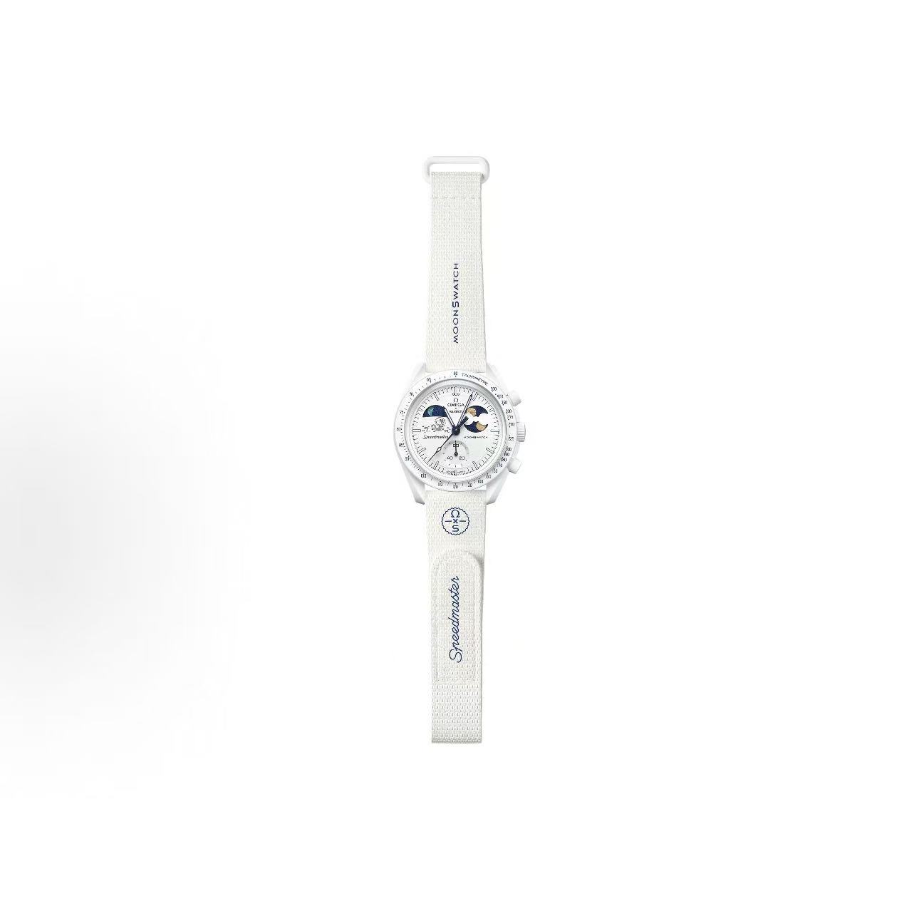 2025 Swatch x Omega Snoopy collaboration MOONSWATCH series, 30m water resistance, moon phase chronograph, plant ceramic case, rubber strap.