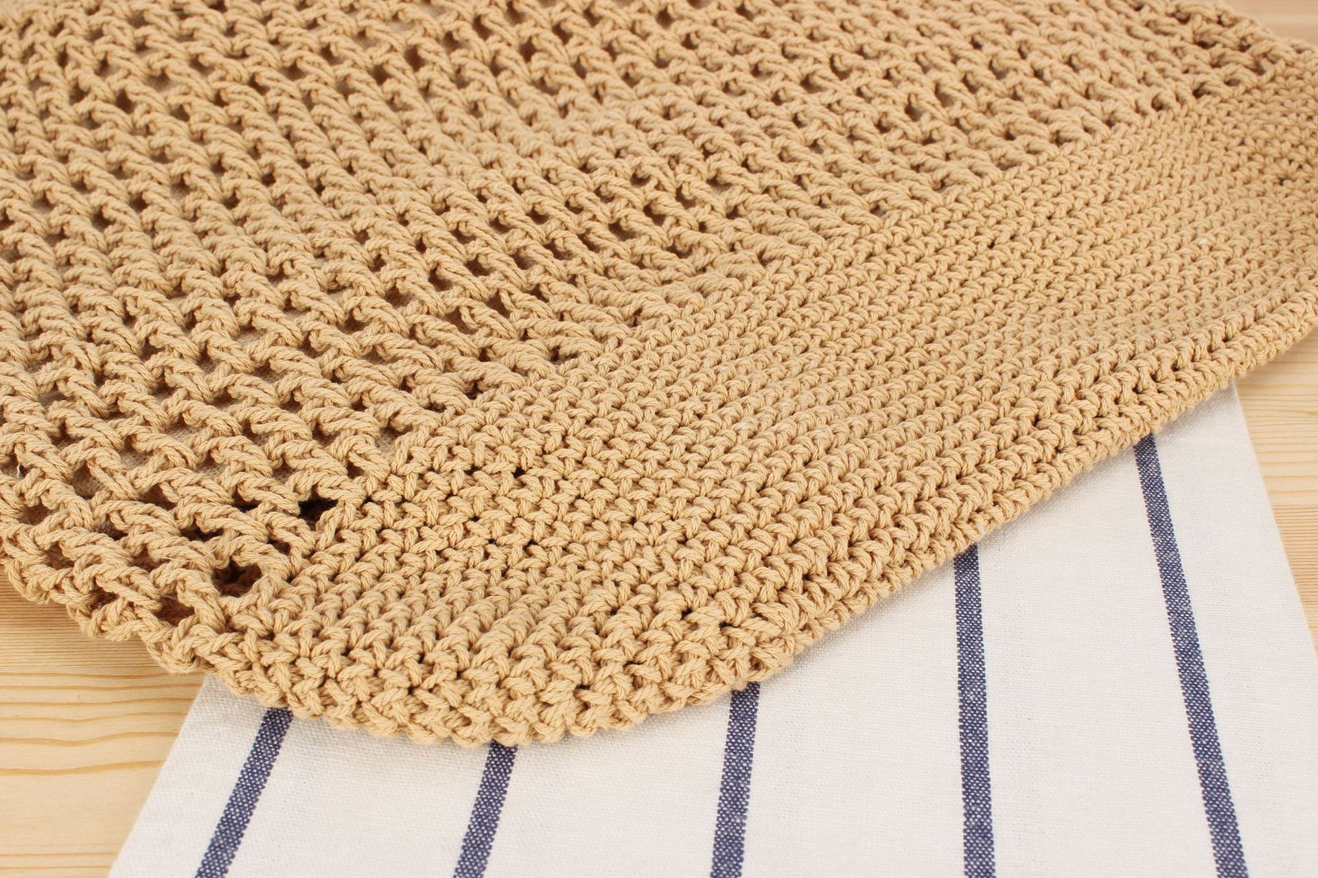 Woven Beach Shoulder Bag