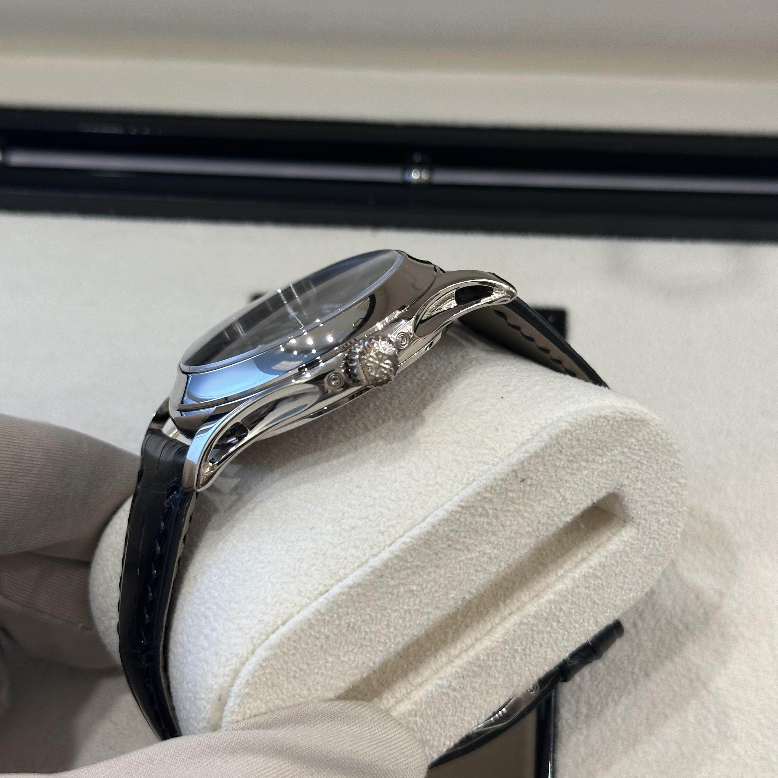 PATEK PHILIPPE  2020  SKU#0006308  COMPLICATIONS MOON PHASE 5205G-013 BLUE