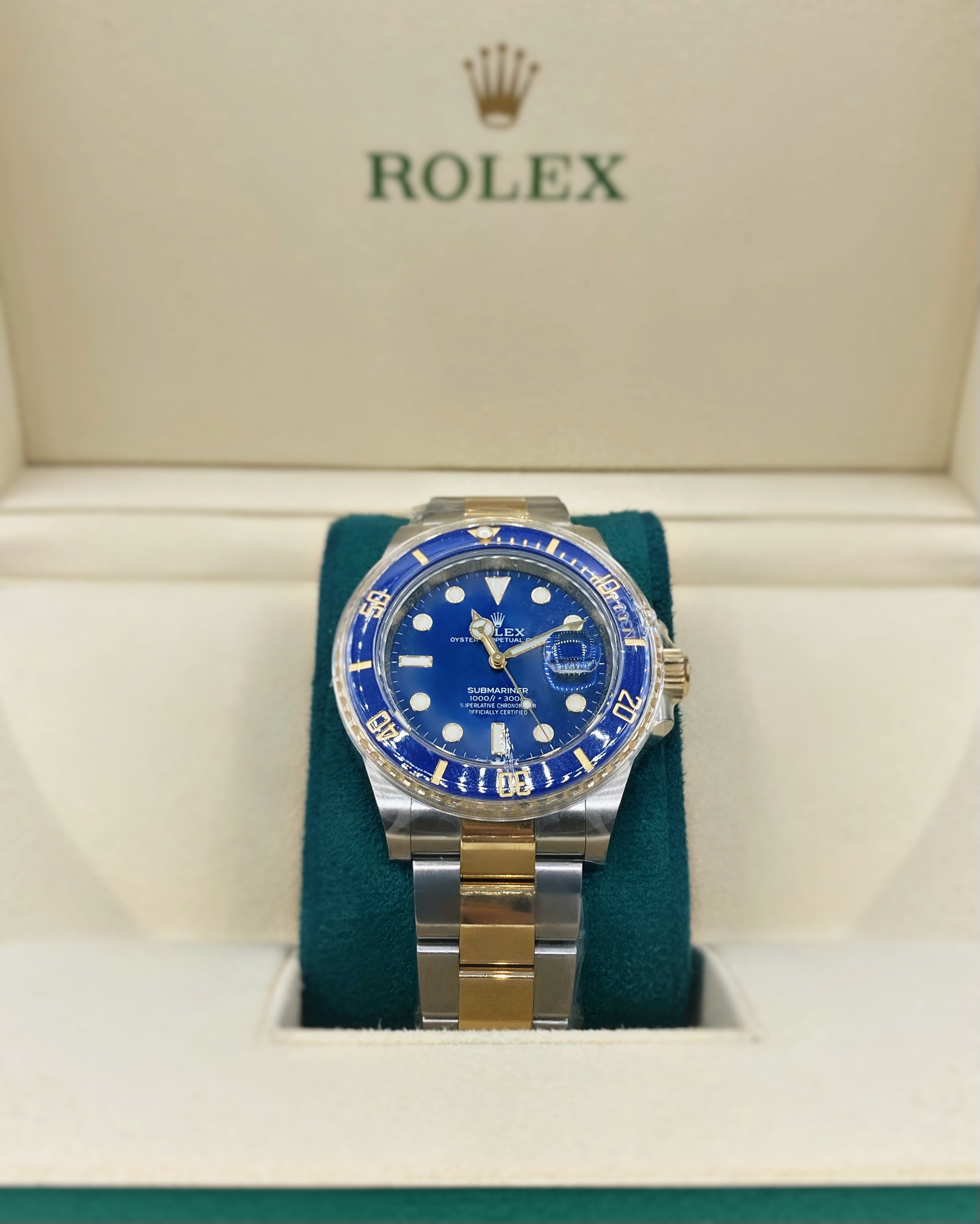 Rolex Submariner Bluesy Blue Index Dial Oyster Bracelet Mens Watch 116613lb-0005