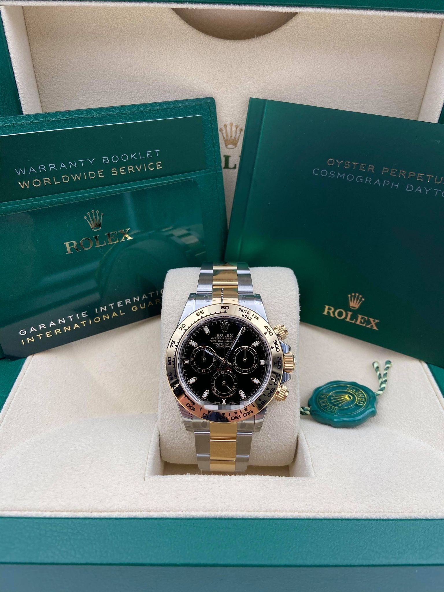 Daytona Two Tone Black Dial 116503 Unworn