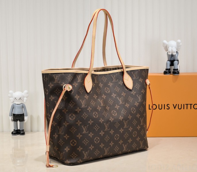 Louis Vuitton Monogram Canvas Neverfull MM Tote In Beige - Louis Vuitton