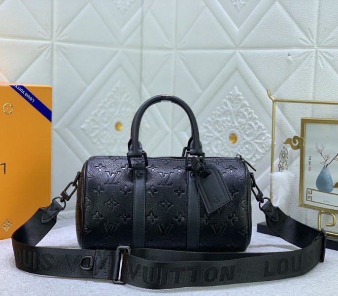 Louis Vuitton Taurillon Monogram Leather Keepall Bandouliere 25 In Black - Louis Vuitton